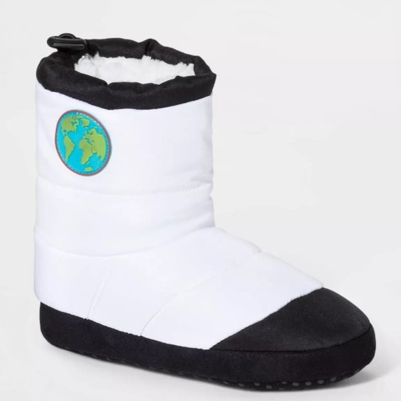 Cat & Jack Other - NWT Cat & Jack Boys Astronaut Puffy Slipper Boots